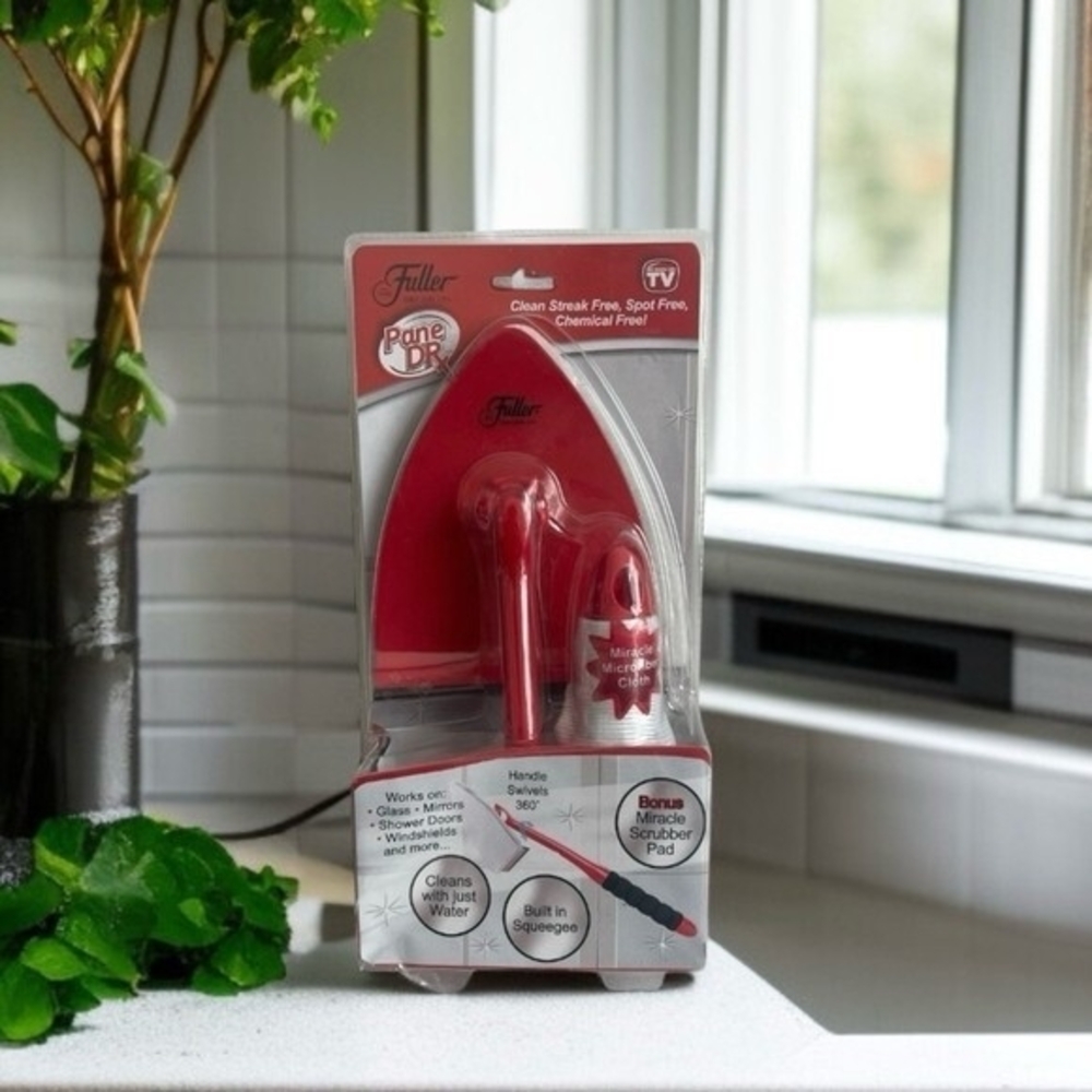Pane Dr Fuller Brush Window Cleaner Kit Microfiber Pad Squeegee Red As Seen TV